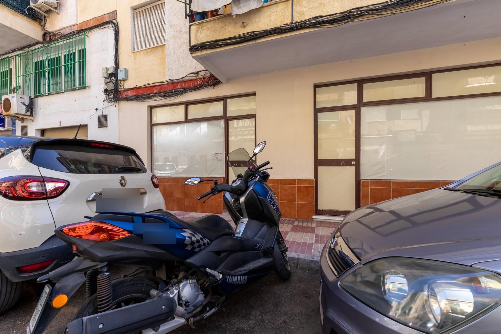 Retail in Marbella, Málaga for sale Building Photo- Image 1 of 16