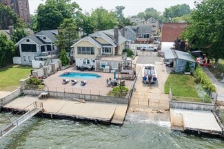 Plus de détails pour 720 Clarence Ave, Bronx, NY - Multi-résidentiel à vendre