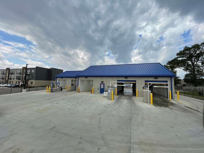 35 W Franklin St, Evansville, IN for sale - Building Photo - Image 3 of 13