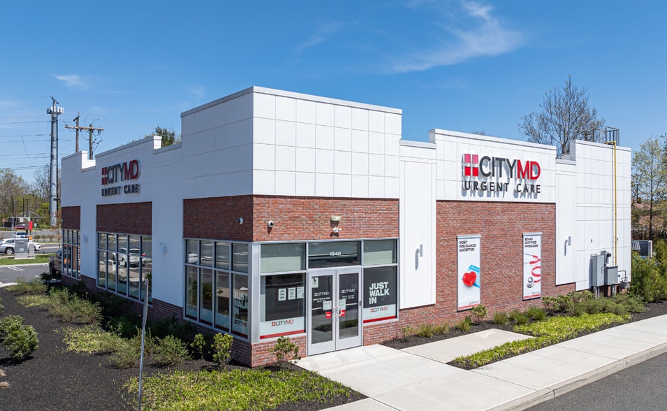 320 Kings Hwy E, Fairfield, CT for lease - Building Photo - Image 2 of 6