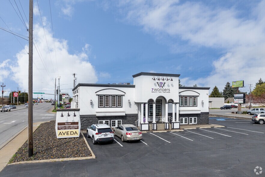 10 N Evergreen Rd, Spokane, WA à louer - Photo du bâtiment - Image 2 de 8