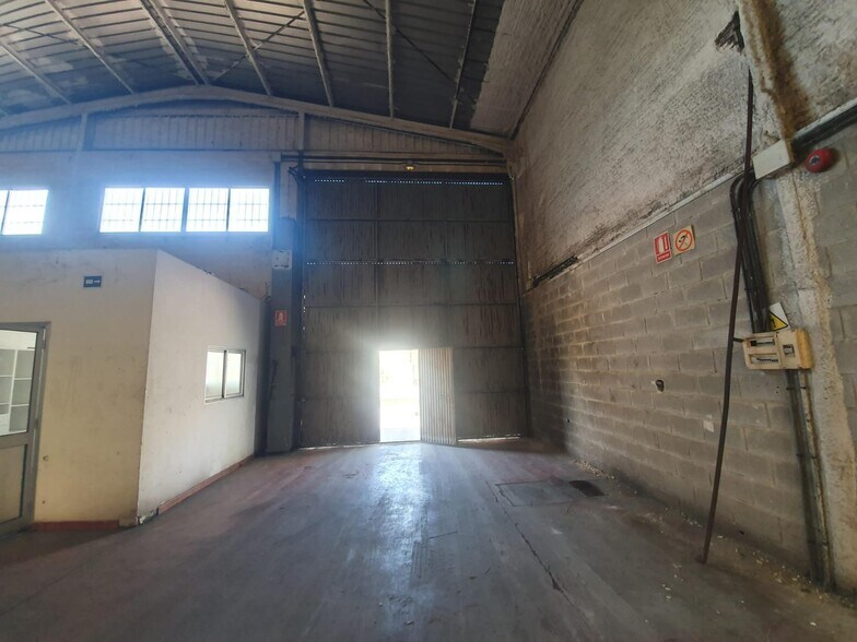 Industrial in Dos Hermanas, Sevilla for lease - Interior Photo - Image 3 of 12