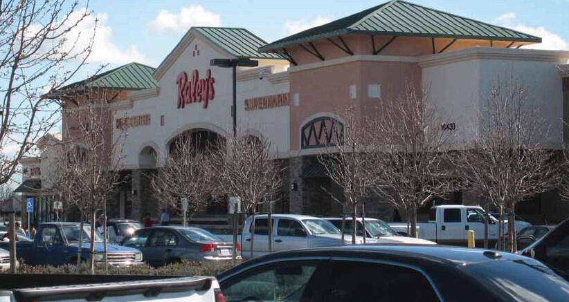 10400 Twin Cities Rd, Galt, CA à louer Photo du bâtiment- Image 1 de 4