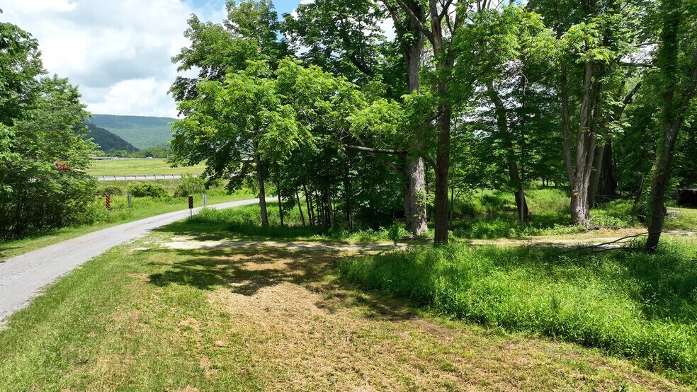 1 Wolf Creek Cv, Bland, VA à vendre - Vidéo sur l’inscription commerciale - Image 3 de 6