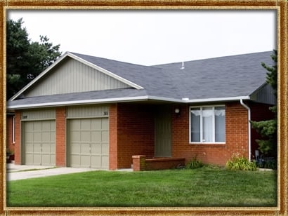 302 N Evergreen Ln, Wichita, KS for sale - Building Photo - Image 2 of 15