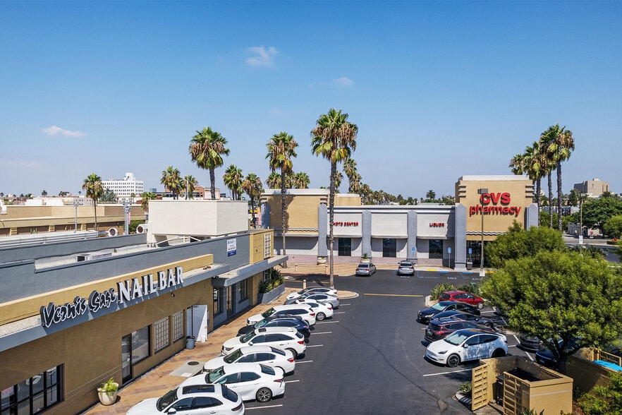 500-590 Long Beach Blvd, Long Beach, CA for lease - Building Photo - Image 2 of 9