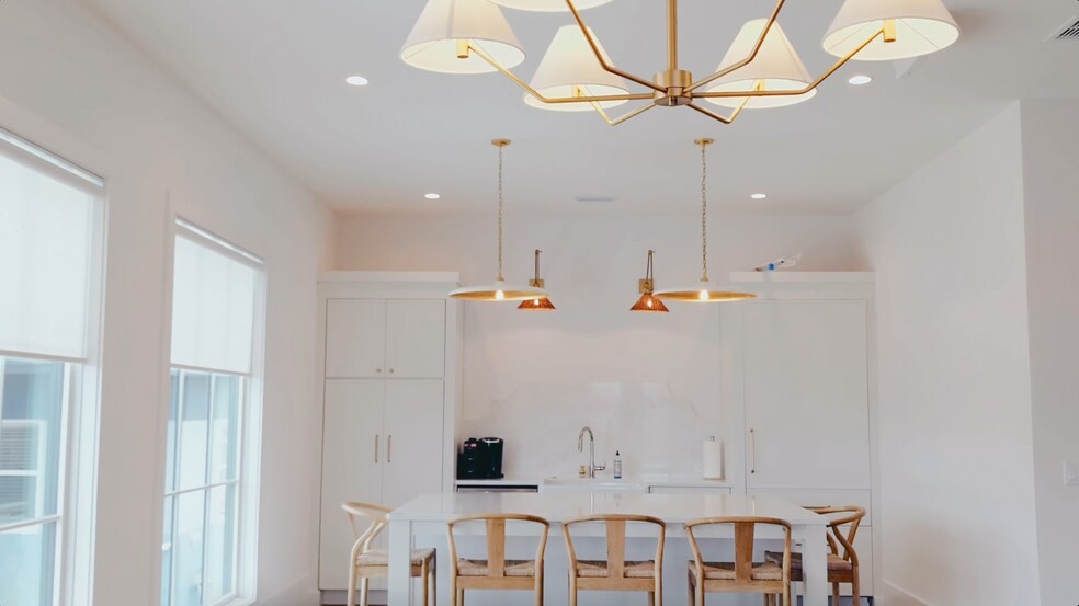 1415 3rd St N, Jacksonville Beach, FL à vendre - Photo intérieure - Image 2 de 12