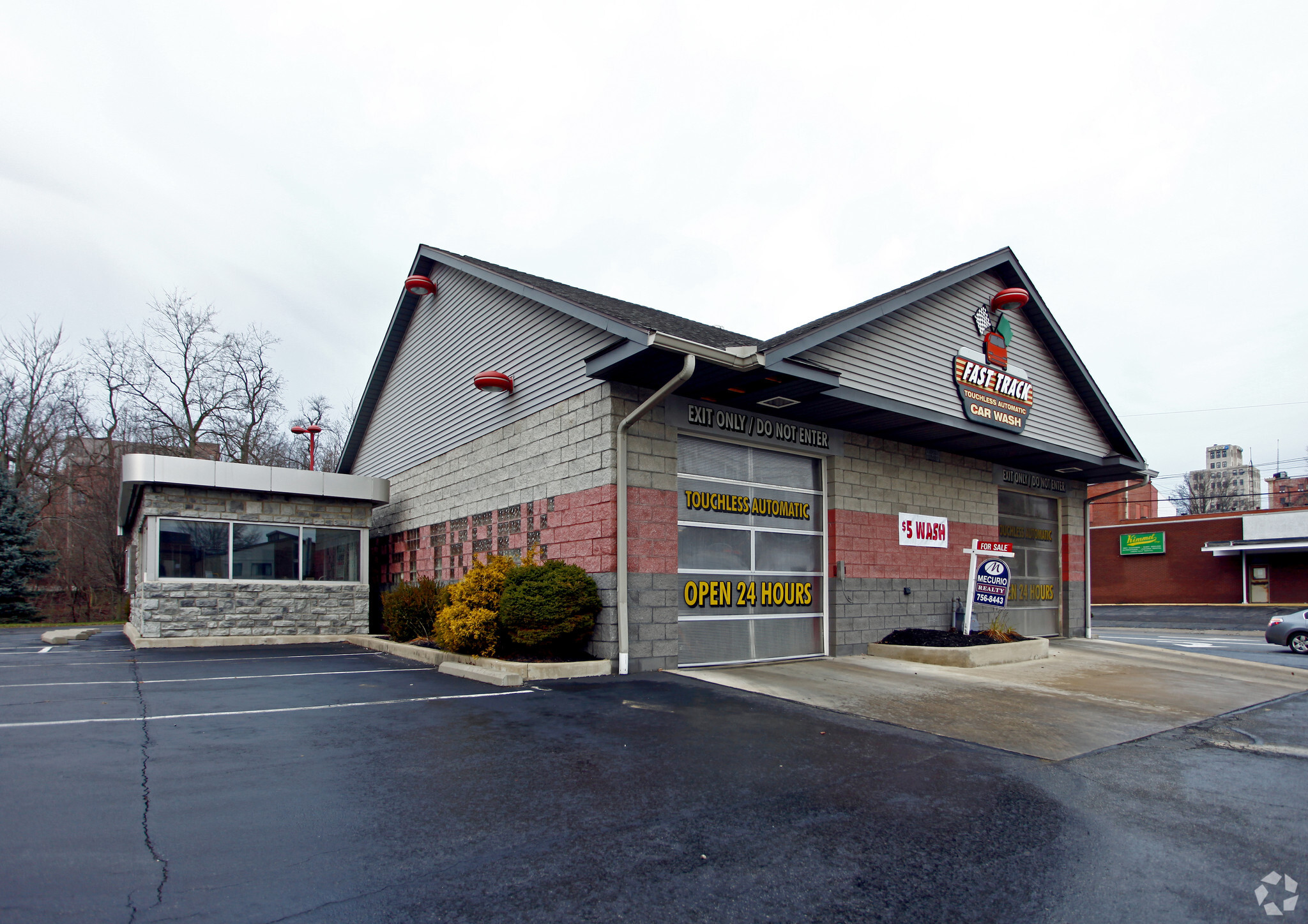 102 S Main St, Mansfield, OH for sale Primary Photo- Image 1 of 1