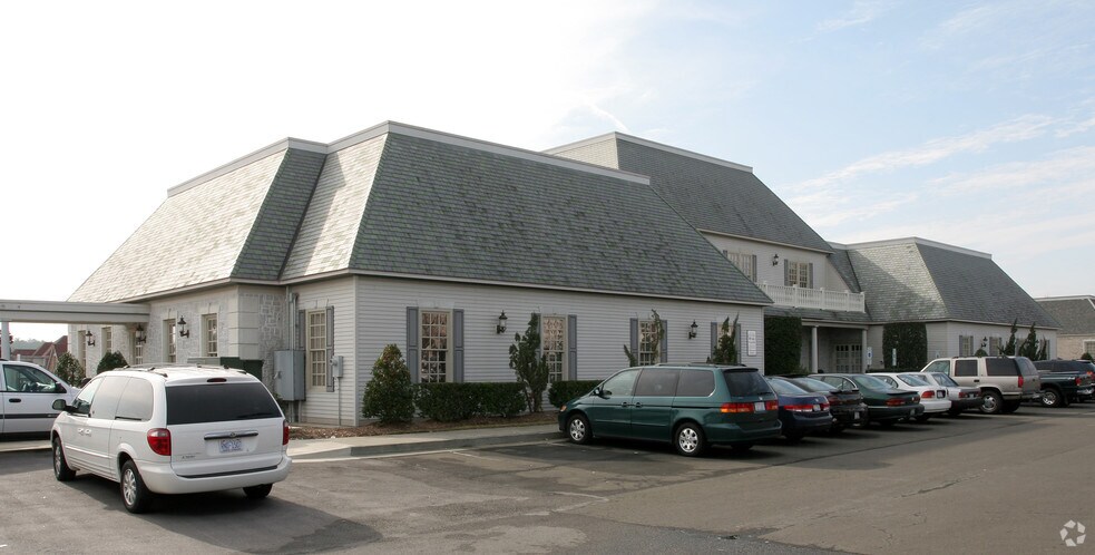 4323 Ben Franklin Blvd, Durham, NC à louer - Photo du bâtiment - Image 2 de 4