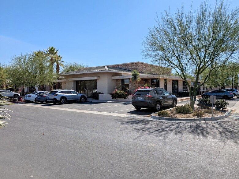 74000 Country Club Dr, Palm Desert, CA for sale - Building Photo - Image 3 of 8