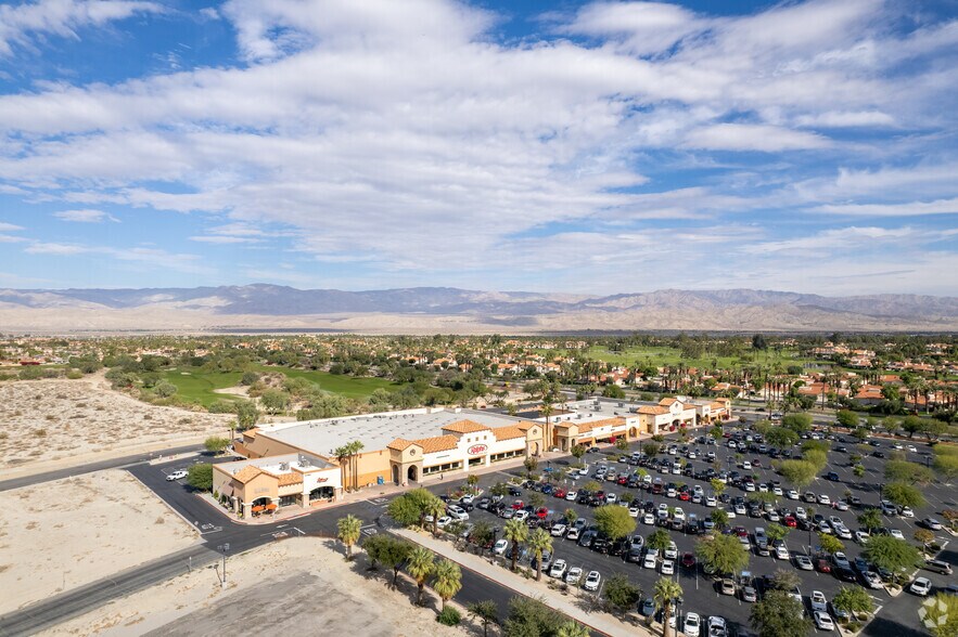 74884-74998 Country Club Dr, Palm Desert, CA à louer - Aérien - Image 3 de 19