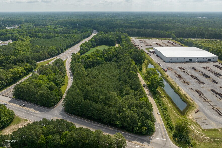 2101 Defense Rd, Petersburg, VA à vendre - Aérien - Image 2 de 7