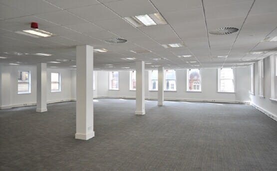 8 Tib Ln, Manchester à louer - Photo du bâtiment - Image 3 de 10