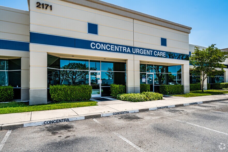 2131 Grove Ave, Ontario, CA à louer - Photo du bâtiment - Image 2 de 7