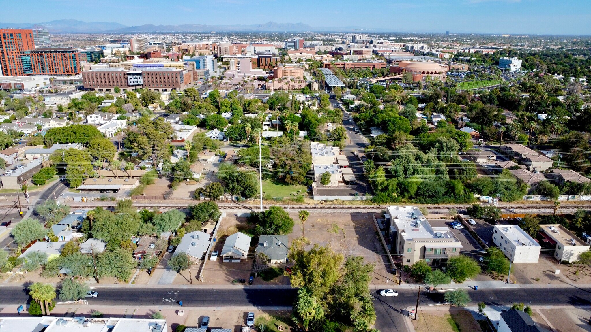 1015-1031 S Farmer ave, Tempe, AZ à vendre Photo principale- Image 1 de 5