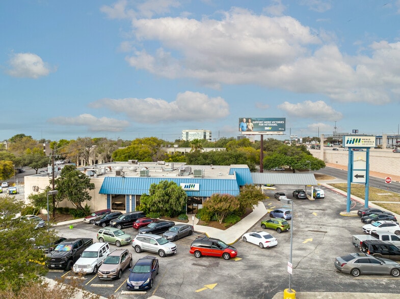 4306 NW Loop 410, San Antonio, TX for sale - Building Photo - Image 3 of 15