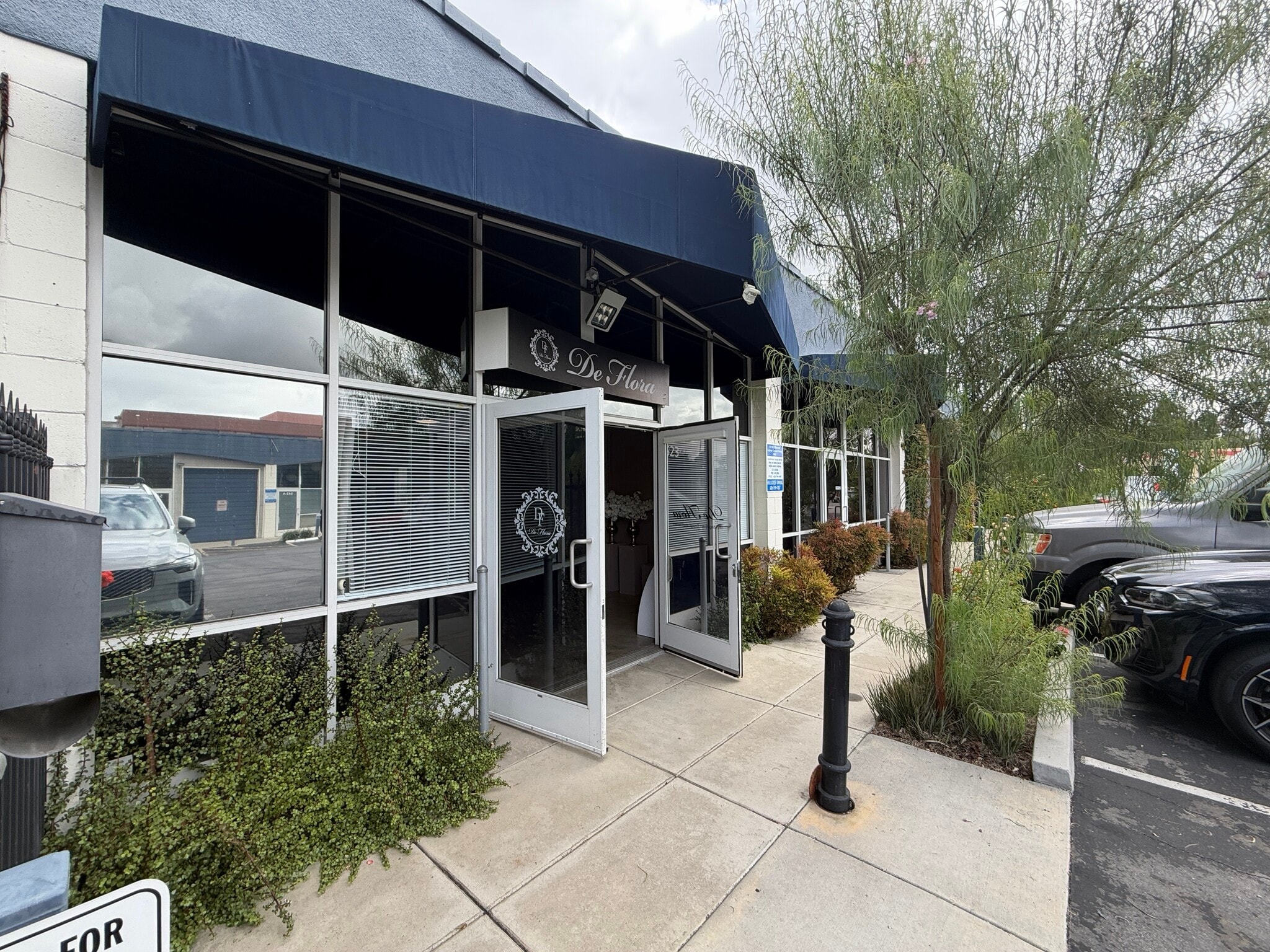 533-545 S Raymond Ave, Pasadena, CA for lease Interior Photo- Image 1 of 8