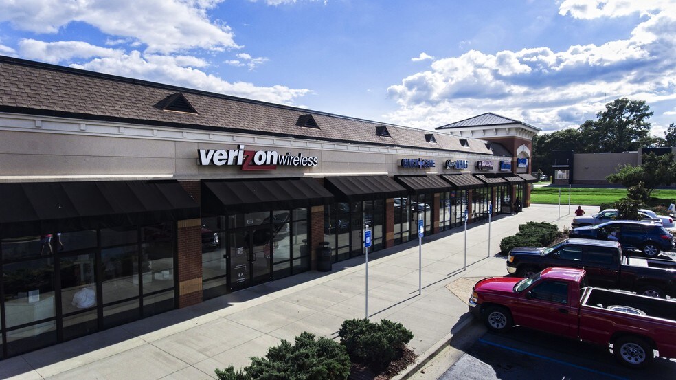 McCormick Dr, Tifton, GA à louer - Photo du bâtiment - Image 2 de 3