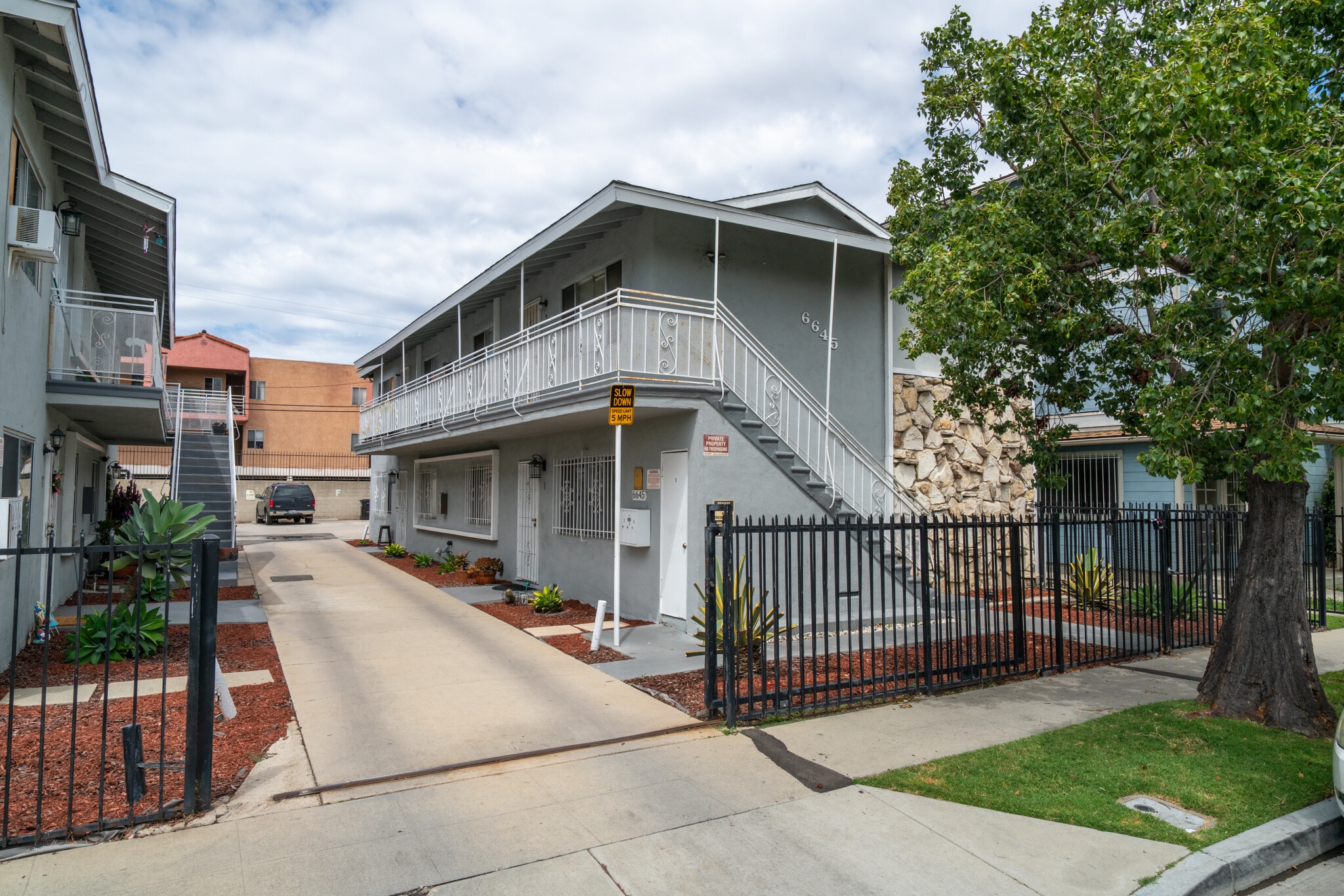 6645 Hammond Ave, Long Beach, CA for sale Primary Photo- Image 1 of 10