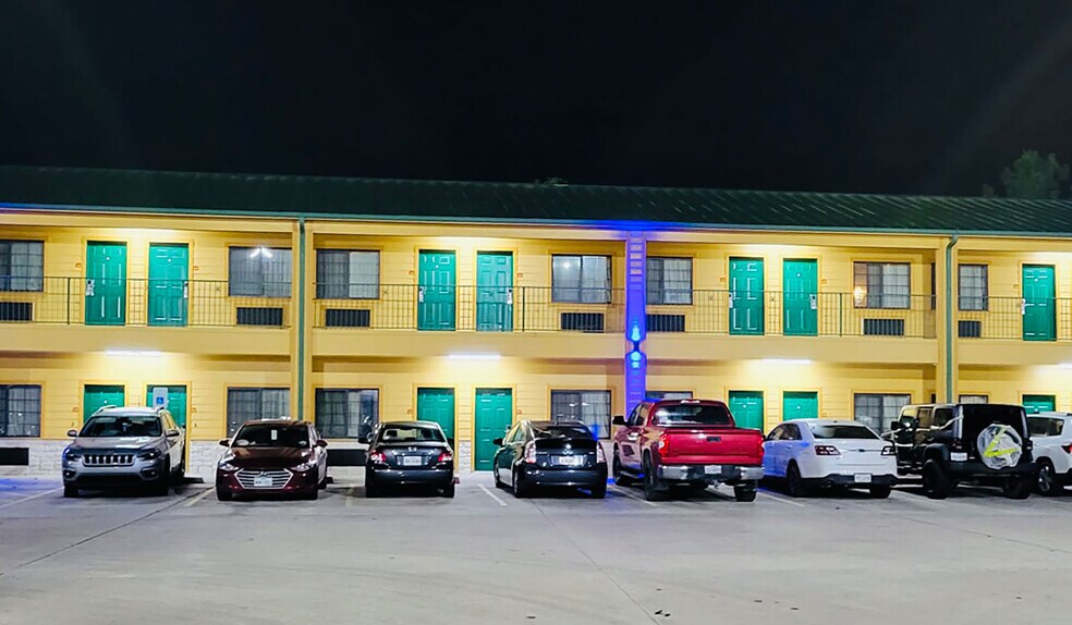 25941 I-10, Hankamer, TX à vendre - Photo du bâtiment - Image 3 de 9