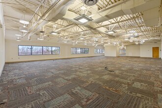 1820 Midpark Rd, Knoxville, TN à louer Photo du bâtiment- Image 1 de 16