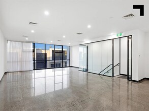 194-198 Rooks Rd, Vermont for lease Interior Photo- Image 2 of 6