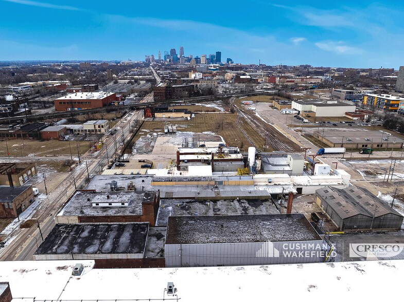6515 Carnegie Ave, Cleveland, OH for sale - Aerial - Image 3 of 3