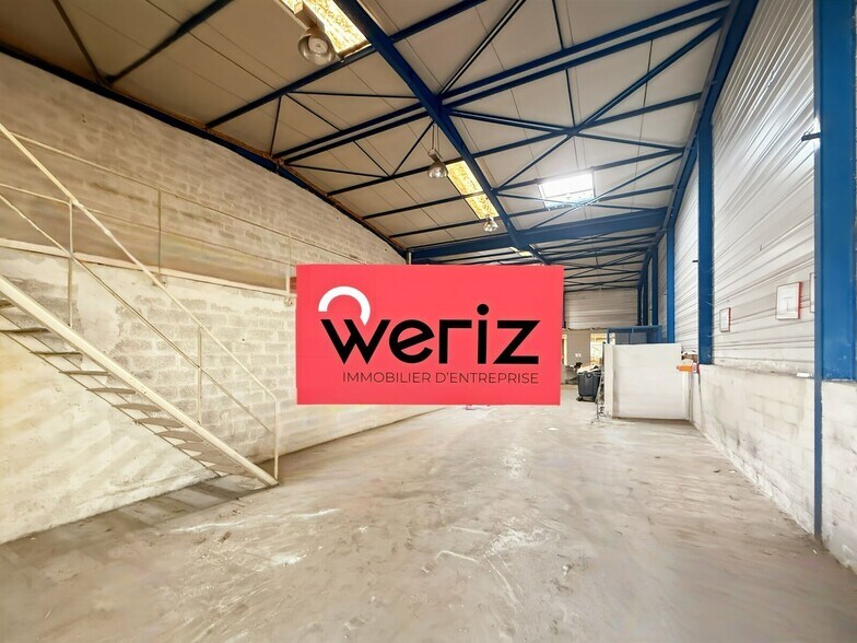 Flex in Martigues for lease - Building Photo - Image 3 of 6
