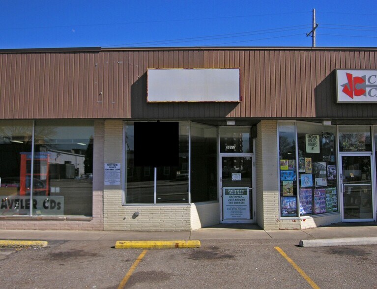 2611 State Rd, Cuyahoga Falls, OH à louer - Photo du bâtiment - Image 1 de 15