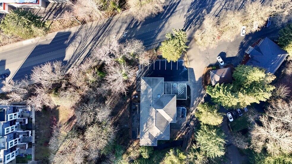 13629 NE Bel Red Rd, Bellevue, WA à louer - Photo intérieure - Image 2 de 9