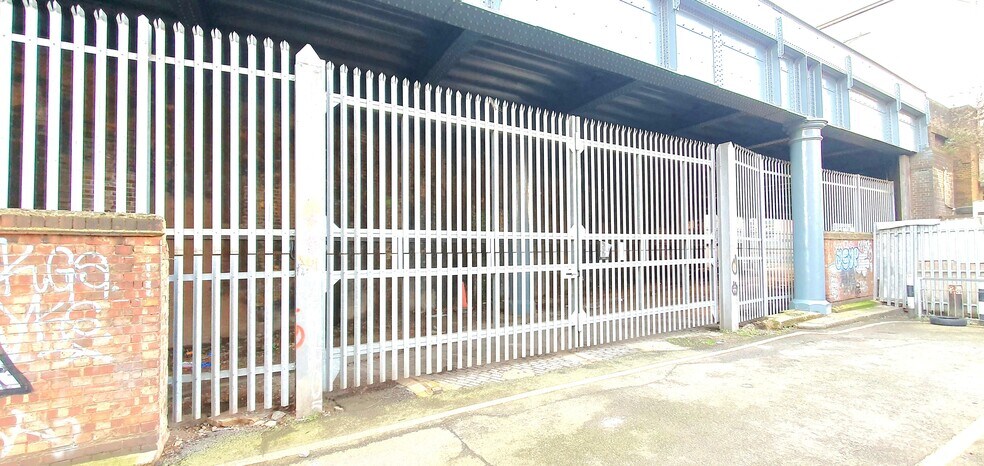 Hadleigh St, Londres à louer - Photo intérieure - Image 2 de 12