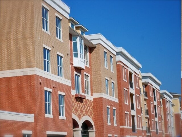 744 Brick Row, Richardson, TX à louer - Photo du bâtiment - Image 2 de 85