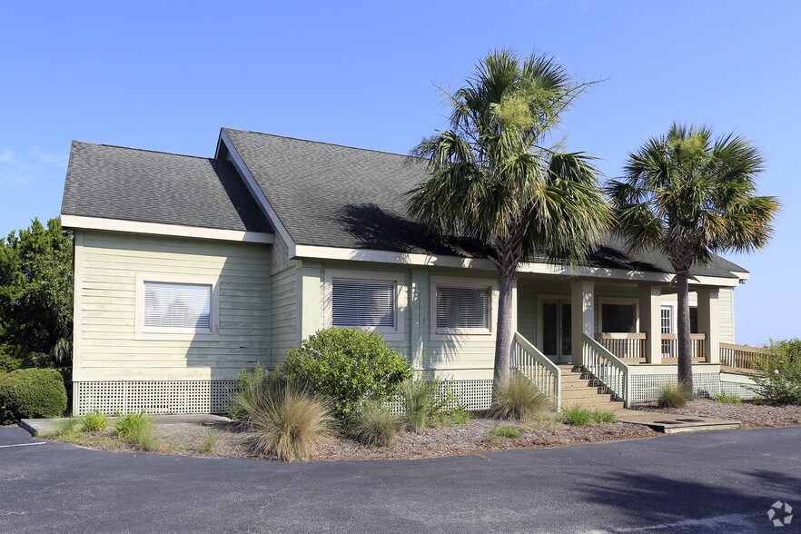 1003 Landfall Way, Johns Island, SC à vendre - Photo du bâtiment - Image 3 de 12