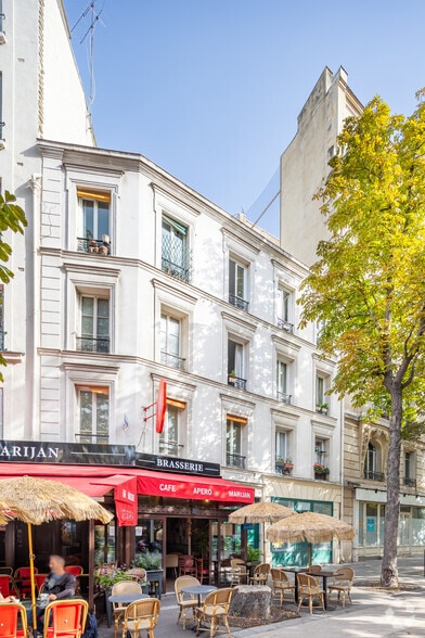 Retail in Paris for lease - Building Photo - Image 2 of 2
