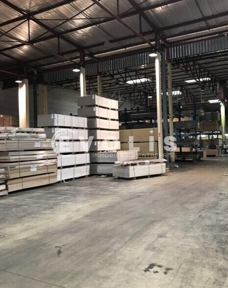 Industrial in Avignon for lease - Building Photo - Image 2 of 6