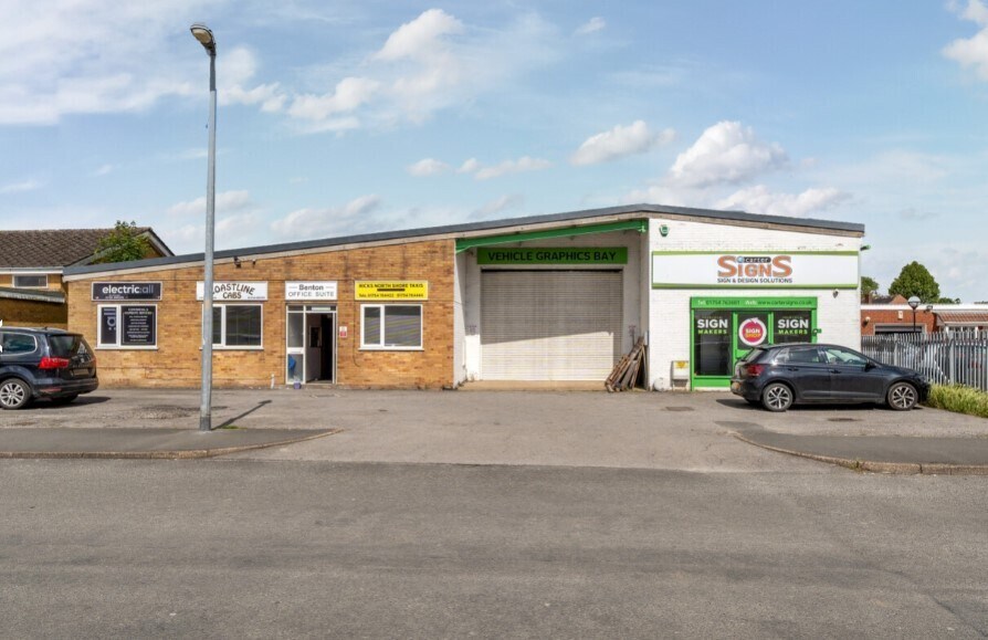 Grantham Dr, Skegness for lease - Primary Photo - Image 1 of 1