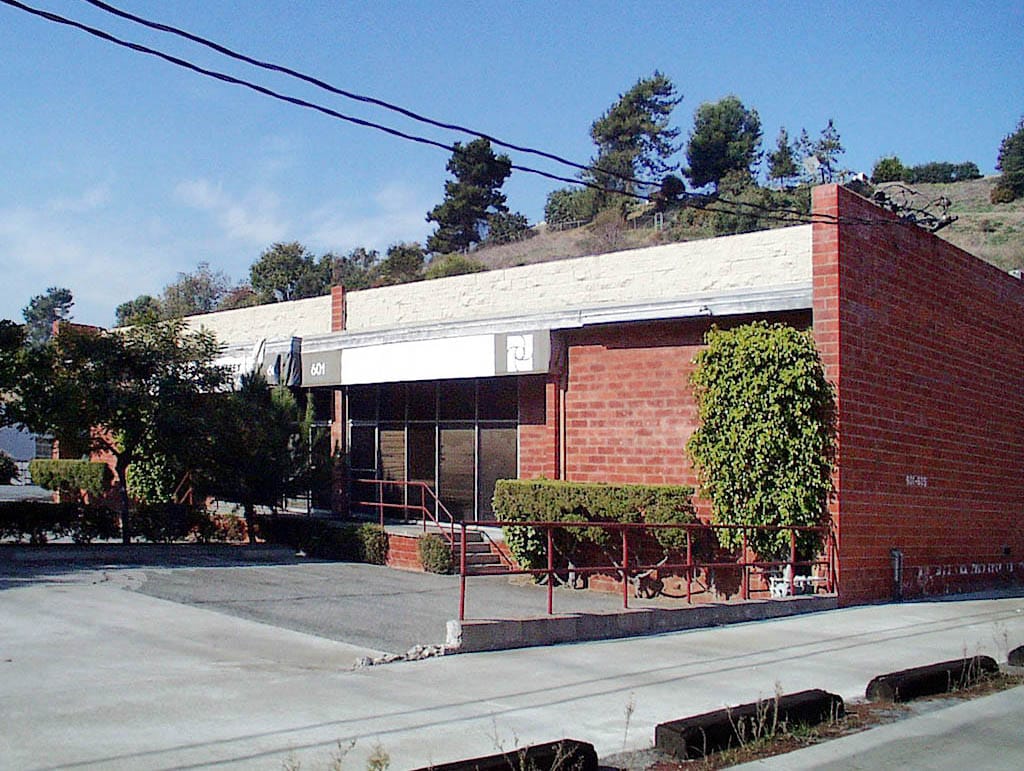 601 Monterey Pass Rd, Monterey Park, CA for lease Primary Photo- Image 1 of 5