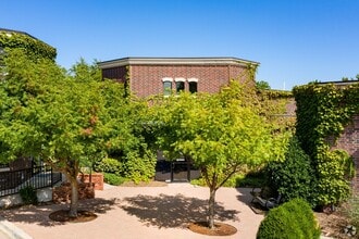 15712 N Pennsylvania Ave, Edmond, OK for lease Building Photo- Image 1 of 14