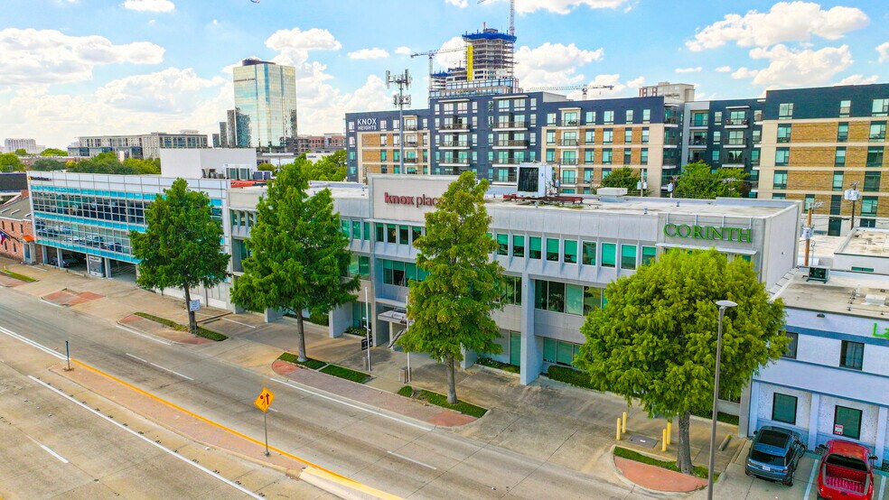 4645 N Central Expy, Dallas, TX à louer - Photo principale - Image 1 de 1