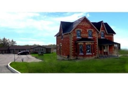 9835 Leslie St, Richmond Hill, ON for sale - Building Photo - Image 2 of 5