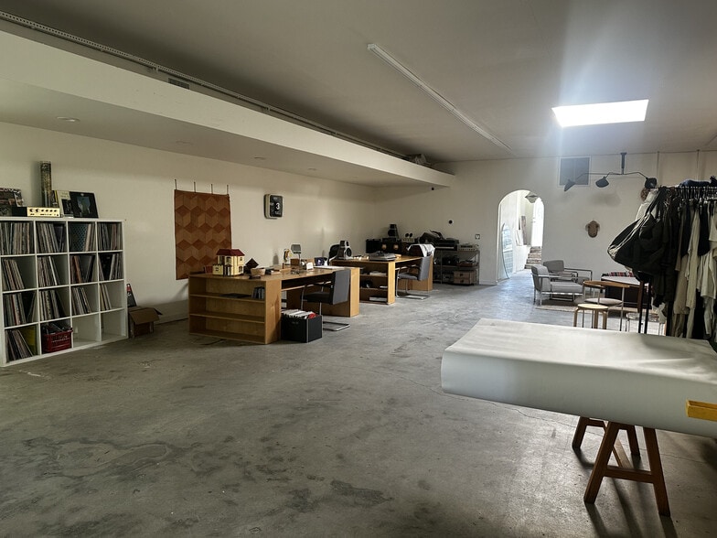 5215 York Blvd, Los Angeles, CA for sale - Building Photo - Image 3 of 15