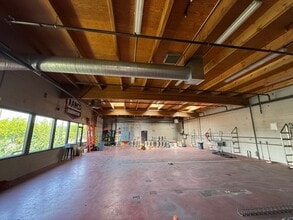 100 SW Division St, Bend, OR for lease Interior Photo- Image 2 of 2