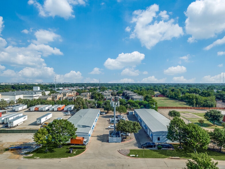 1715 Wall St, Garland, TX for lease - Building Photo - Image 2 of 11