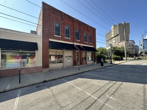 607-611 Massachusetts Ave, Indianapolis, IN for lease Interior Photo- Image 1 of 7