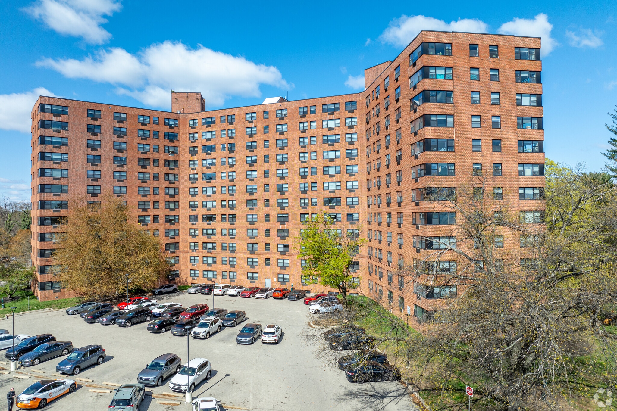 633 W Rittenhouse St, Philadelphia, PA for lease Primary Photo- Image 1 of 8