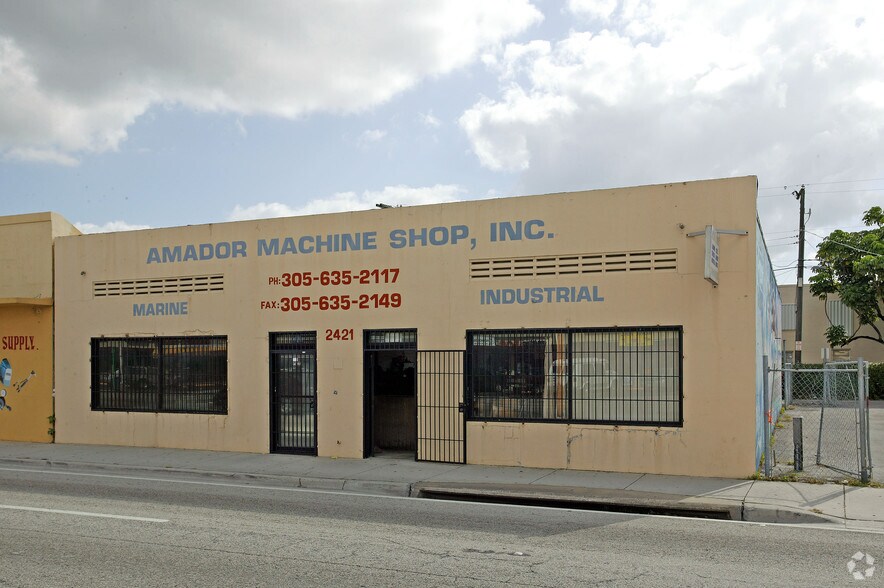 2421 NW 27th Ave, Miami, FL à vendre - Photo principale - Image 2 de 15