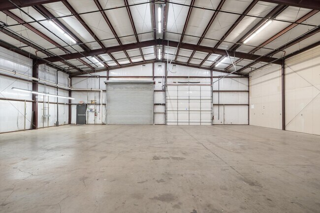 More details for 209 S Shady Shores Dr, Lake Dallas, TX - Flex for Lease