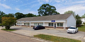 More details for 105-111 N Lee St, Benson, NC - Office for Sale