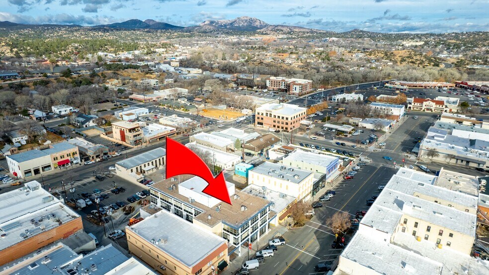 122 N Cortez St, Prescott, AZ à louer - Photo du bâtiment - Image 2 de 10