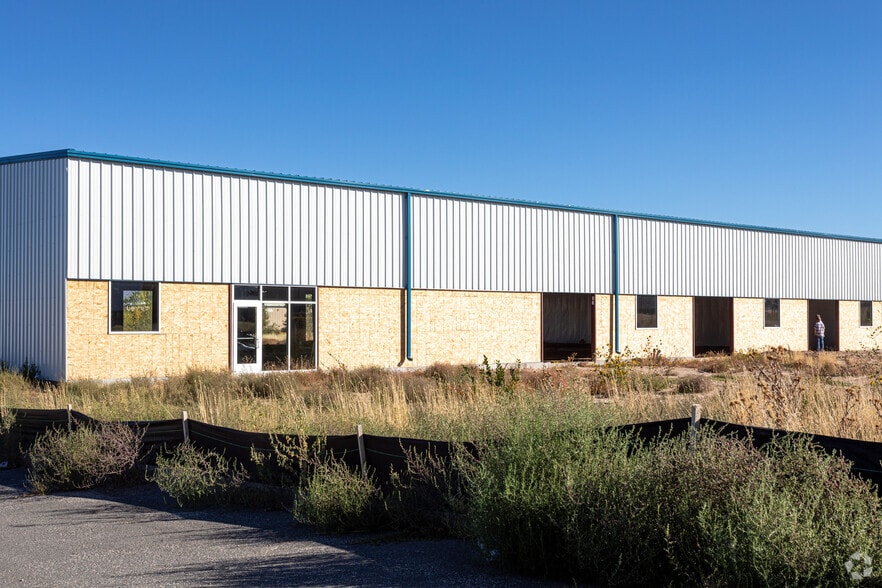 1272 W 3300 S, Ogden, UT for lease - Primary Photo - Image 1 of 3